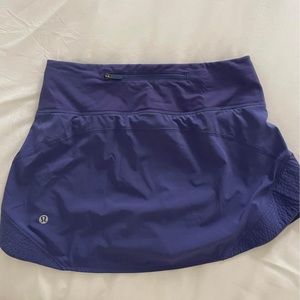 Lululemon skirt size 2